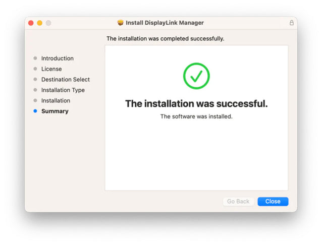 Step screenshot: Install DisplayLink Manager window on the Summary step reading The installation was successful, with the Close button.
