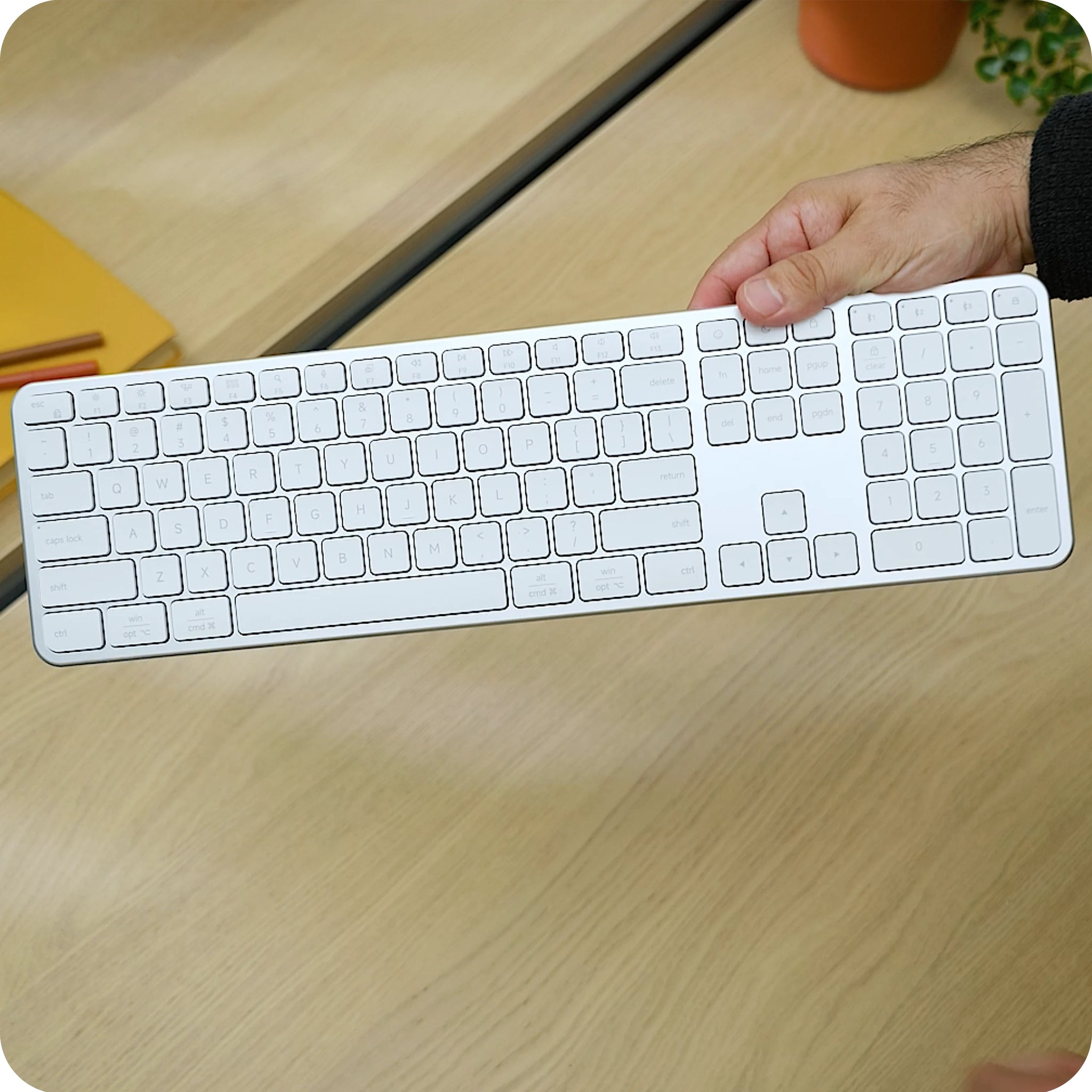 Slim EX3 Wireless Keyboard Satechi Space Black