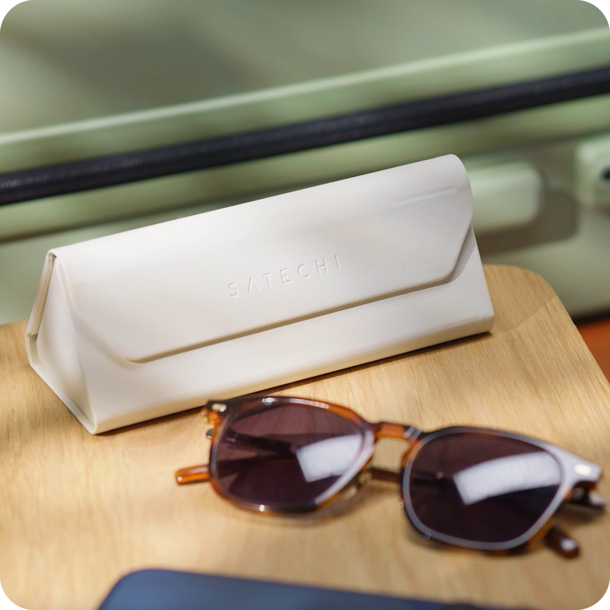  Vegan-Leather FindAll™ Glasses Case Satechi Black