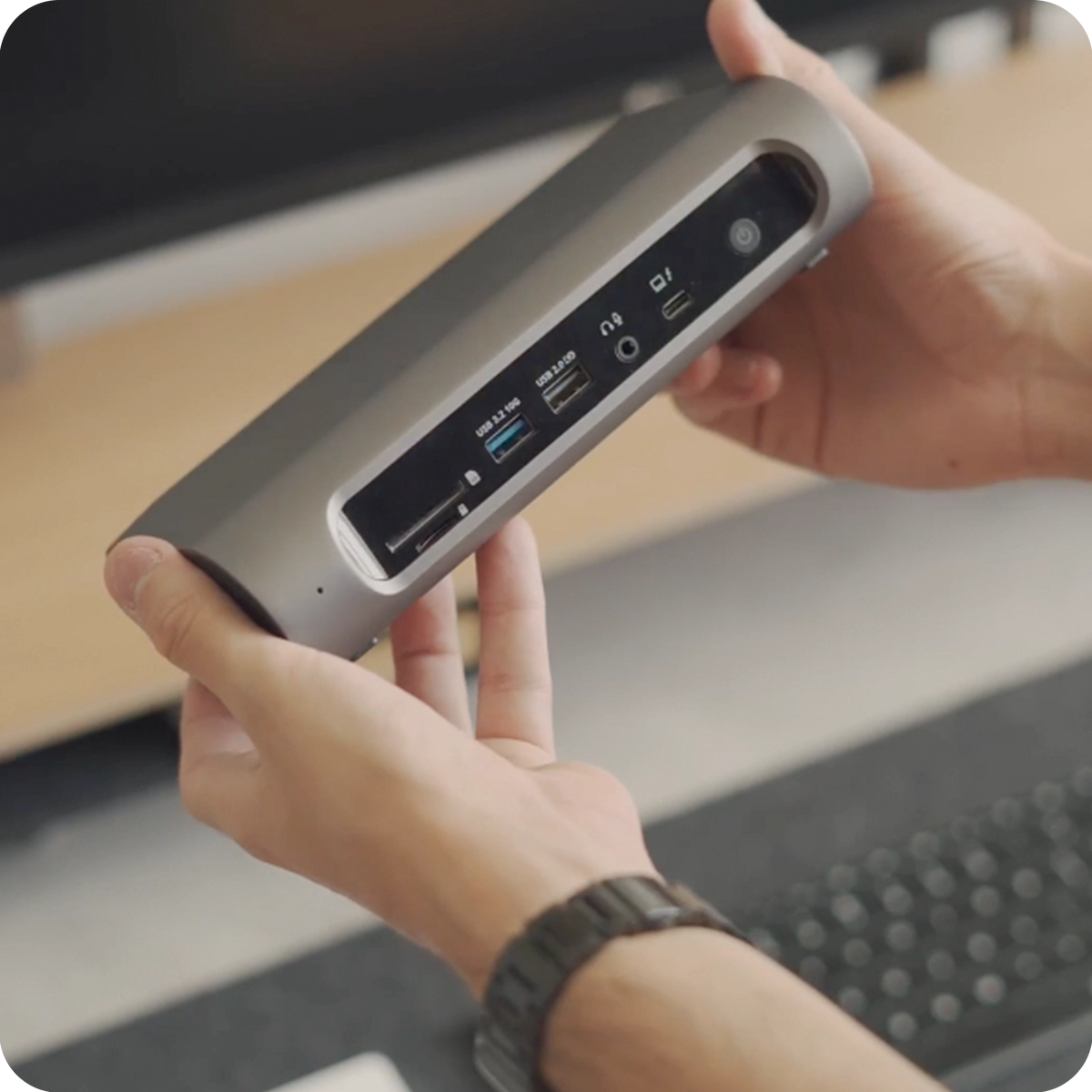 Thunderbolt 4 MultiMedia Pro Dock Satechi US