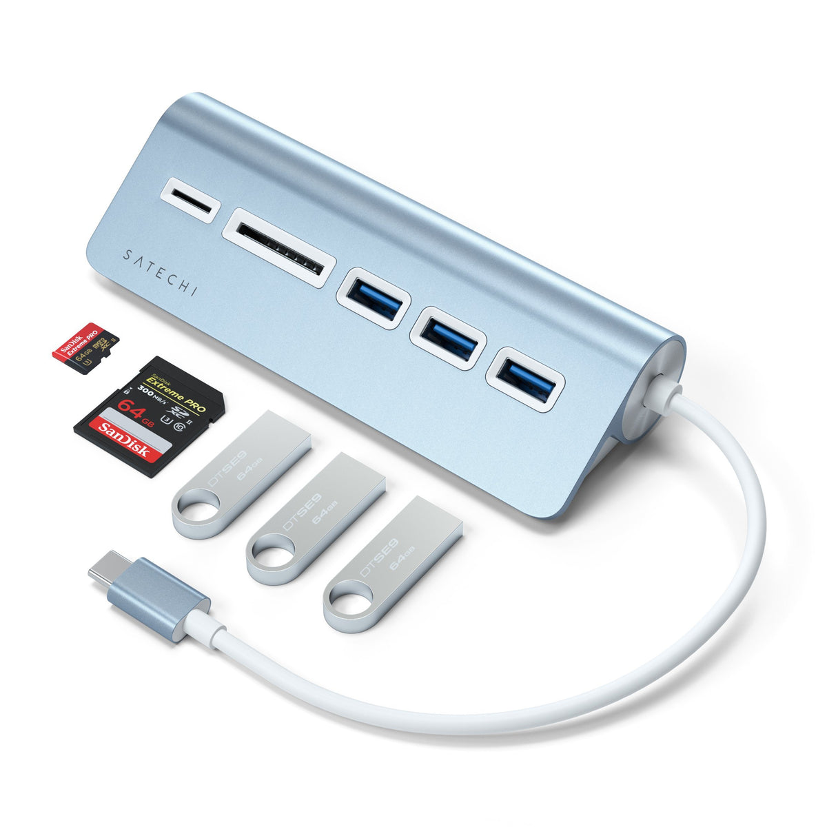 USB-C Combo Hub for Desktop in Blue with SD cards and flash drives